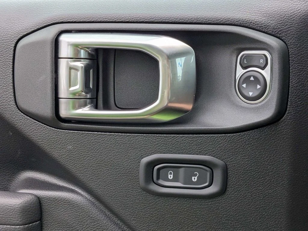 2025 Jeep Wrangler 4xe Sports S 4XE - Photo 23
