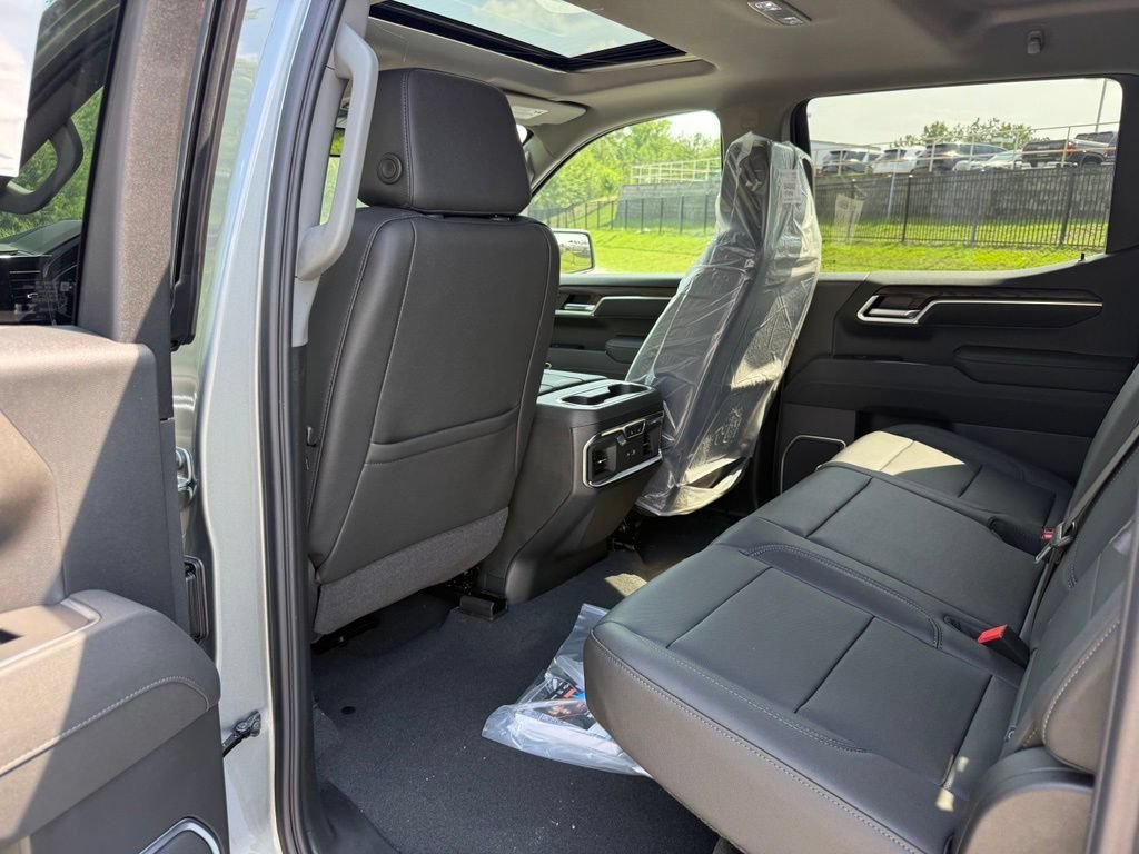 2026 GMC Sierra 1500 SLT - Photo 22