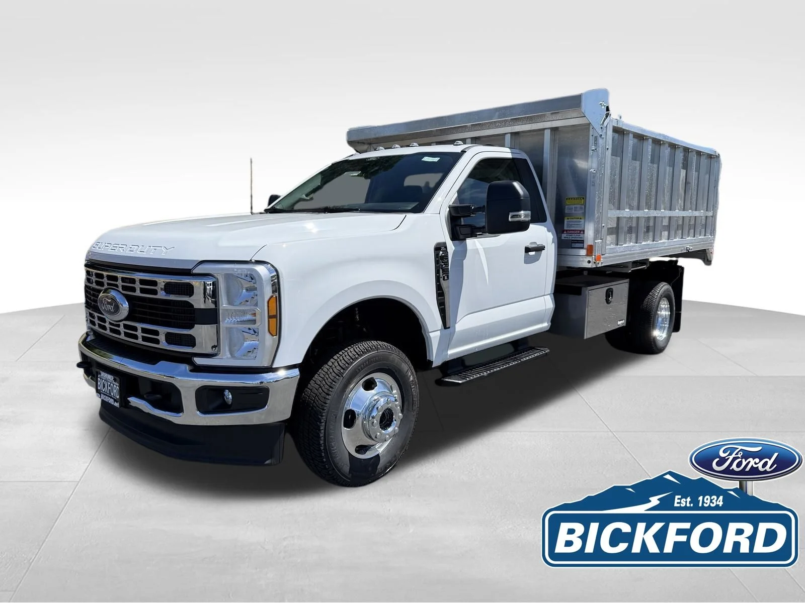 2026 Ford F-350 Super Duty Chassis Cab