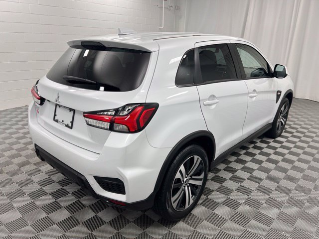 Used 2026 White Diamond Mitsubishi 2.0 ES image 5