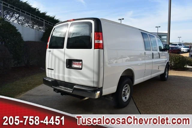2025 Chevrolet Express Cargo Work Van - Photo 10