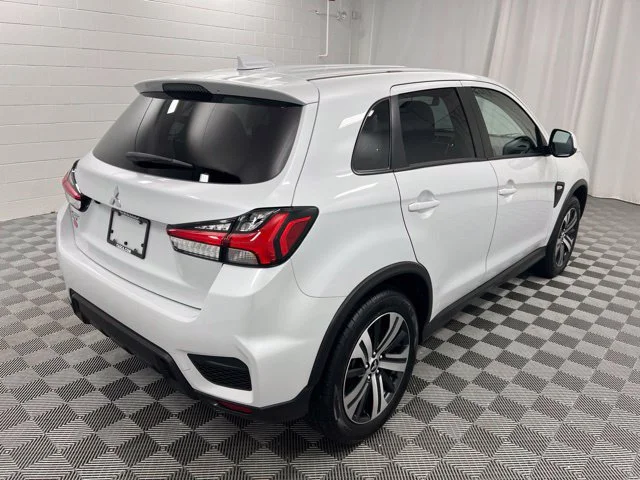 Used 2026 Black Mitsubishi 2.0 ES image 5