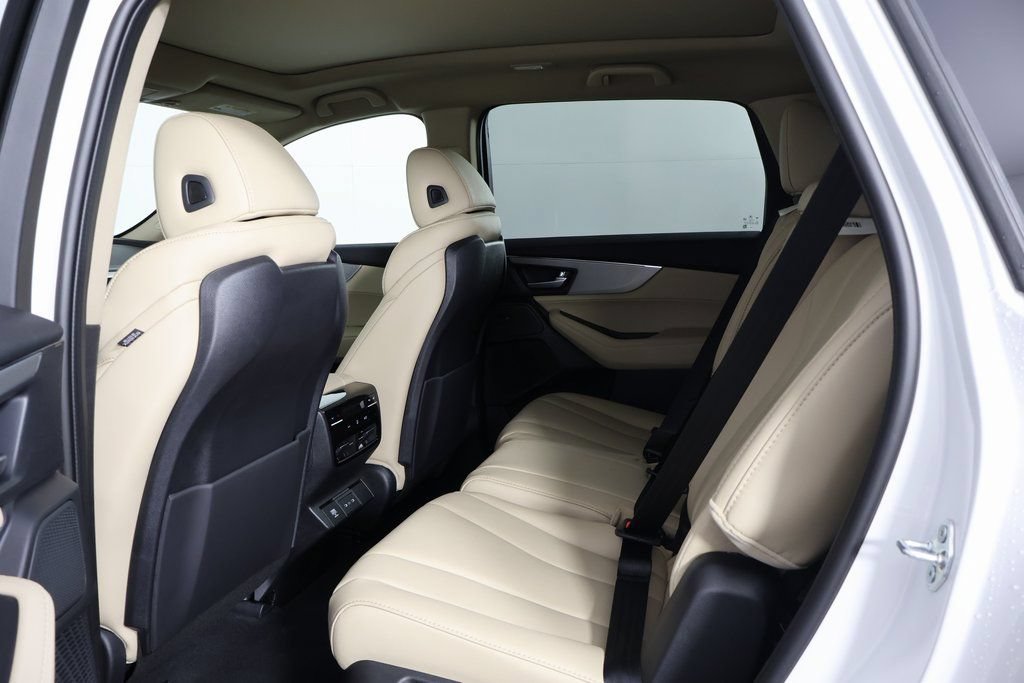 New 2026 Platinum White Pearl Acura Base image 6