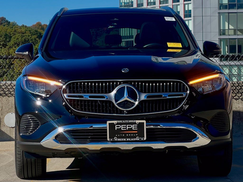 Certified Used 2026 Black Mercedes-Benz GLC 300 image 3