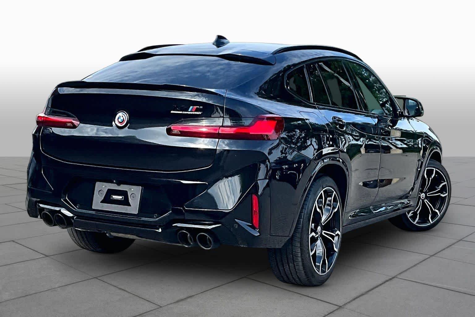 Used 2023 Black Sapphire Metallic BMW  image 12