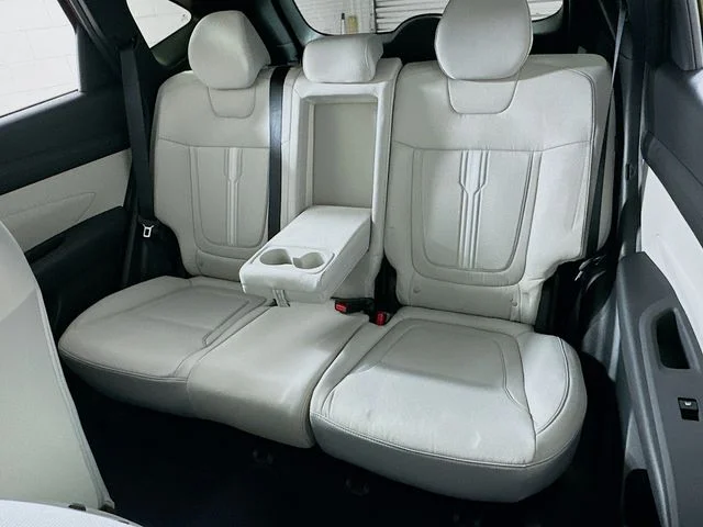 New 2026 Hyundai TUCSON SEL