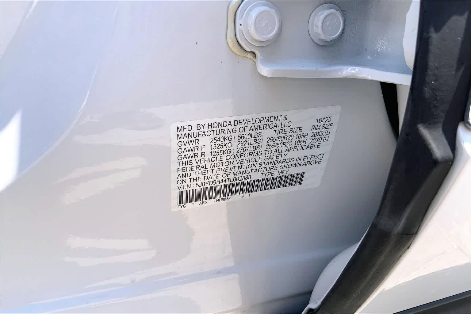 Used 2026 Platinum White Pearl Acura w/Technology Package image 35