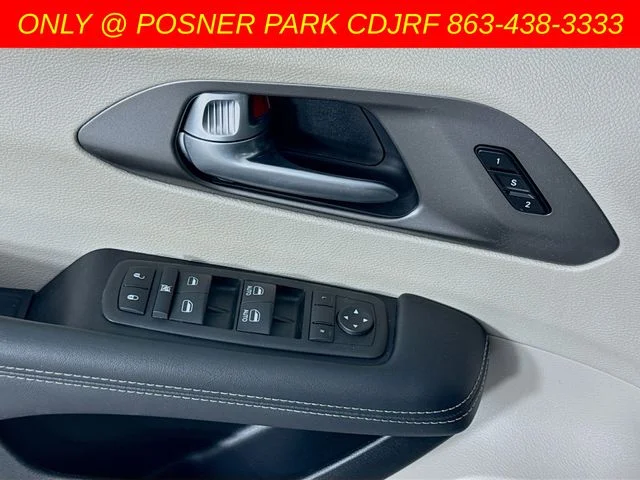 Used 2024 Silver Chrysler Touring L image 17