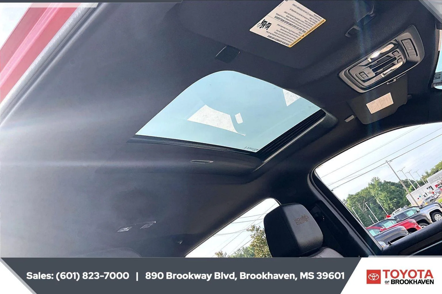Used 2023 Radiant Red Tintcoat Chevrolet High Country image 16