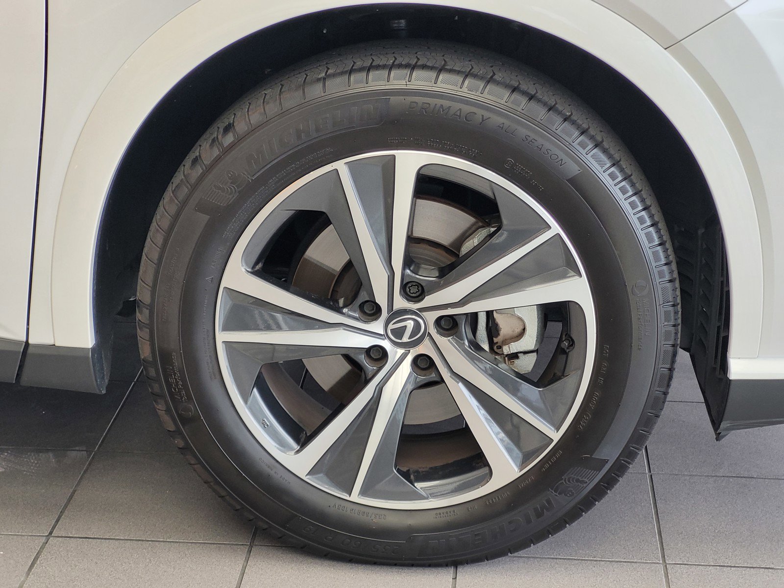 Used 2024 EMINENT WHITE PEARL Lexus  image 11