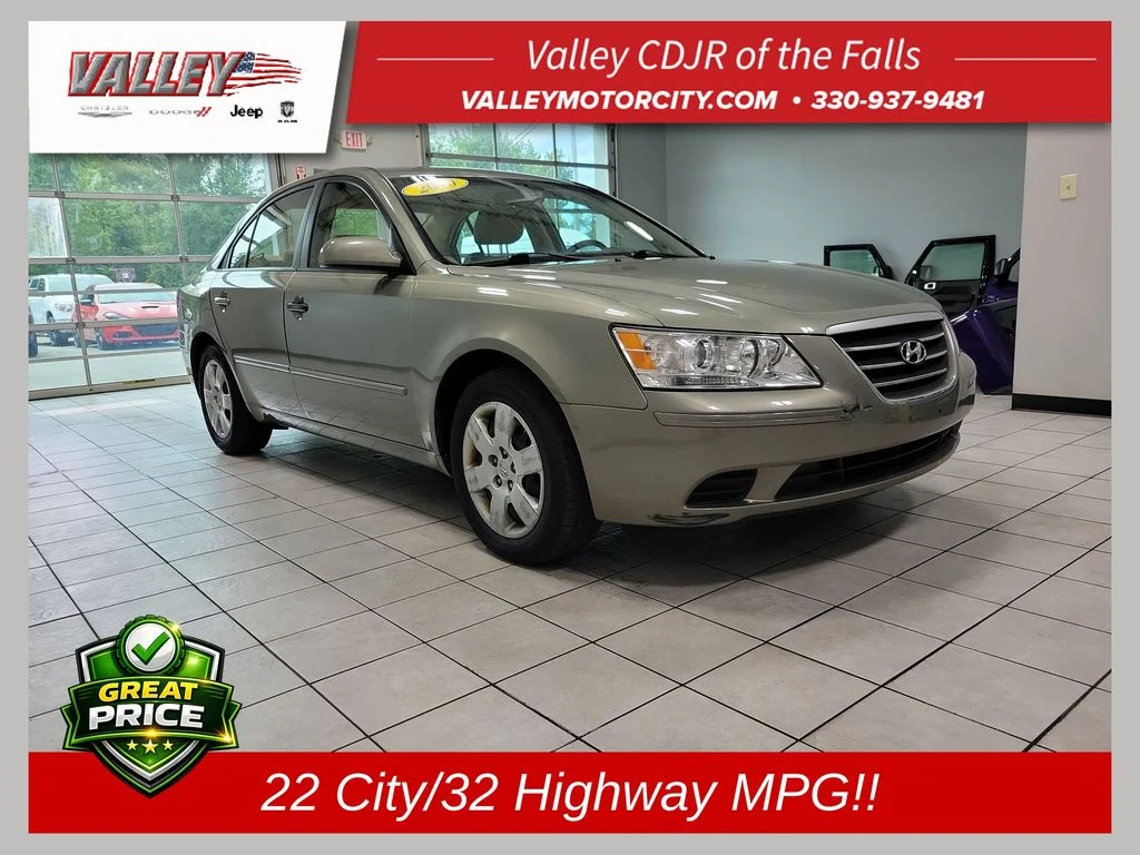 2010 Hyundai Sonata GLS I4 A/T's photo