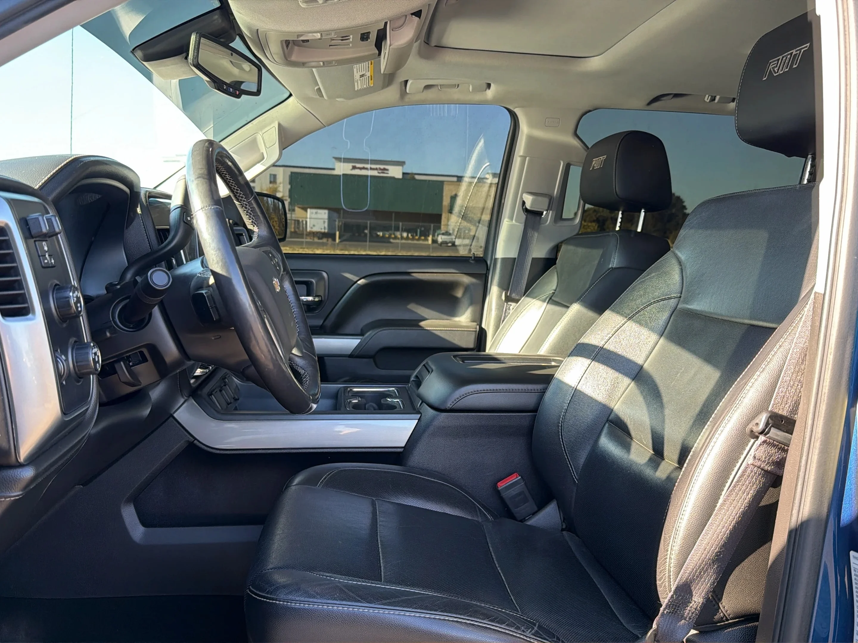 2017 Chevrolet Silverado 1500 LTZ Z71 - Photo 9