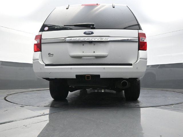 Used 2017 White Ford XLT image 36