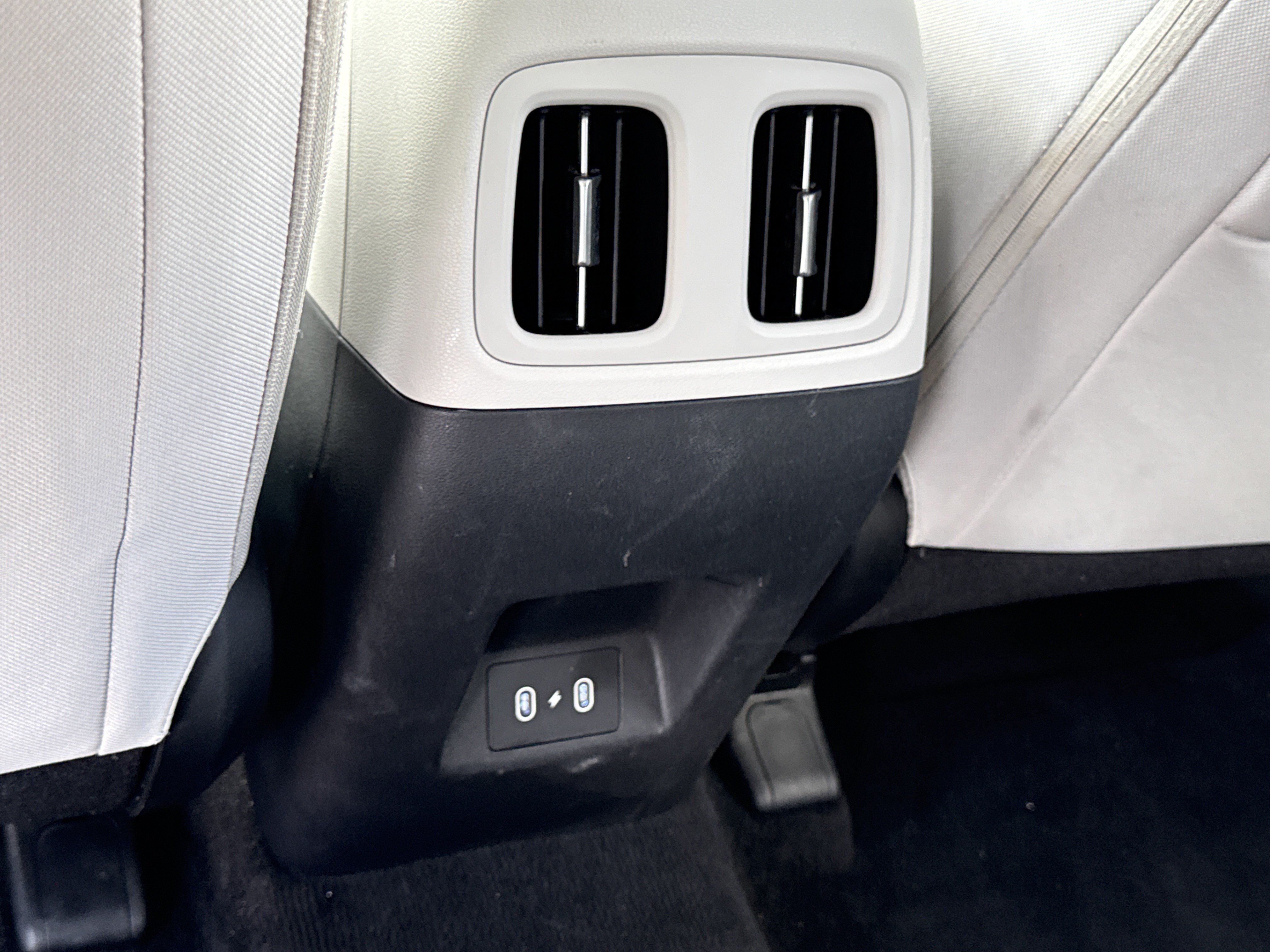 2025 Hyundai Tucson SEL - Photo 14