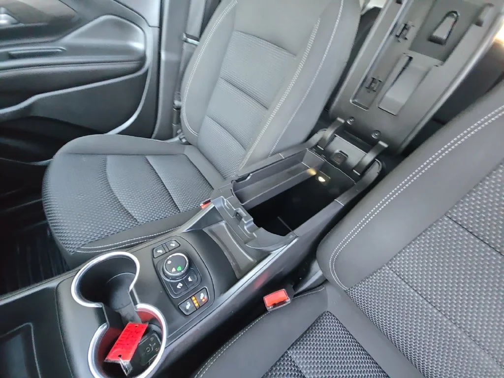 Used 2022 MARINE METALLIC GMC SLE image 33