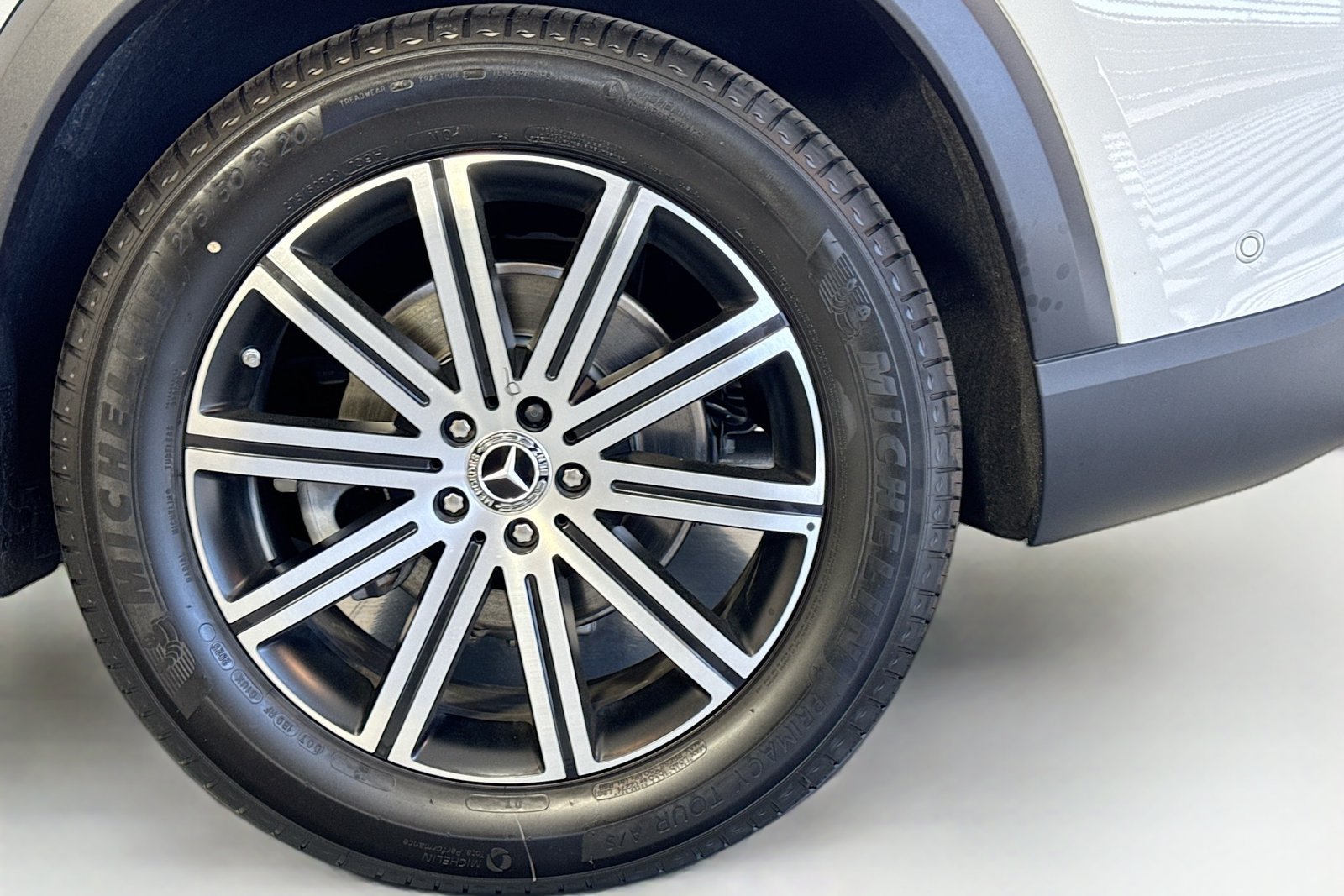 New 2026 Polar White Mercedes-Benz GLE 350 image 28