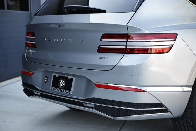 Used 2025 Savile Silver Genesis 2.5T image 9