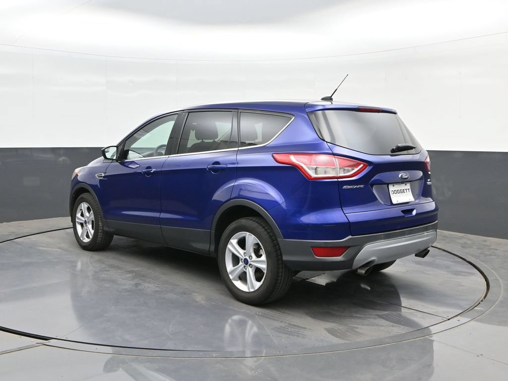 Used 2015 Blue Ford SE image 5