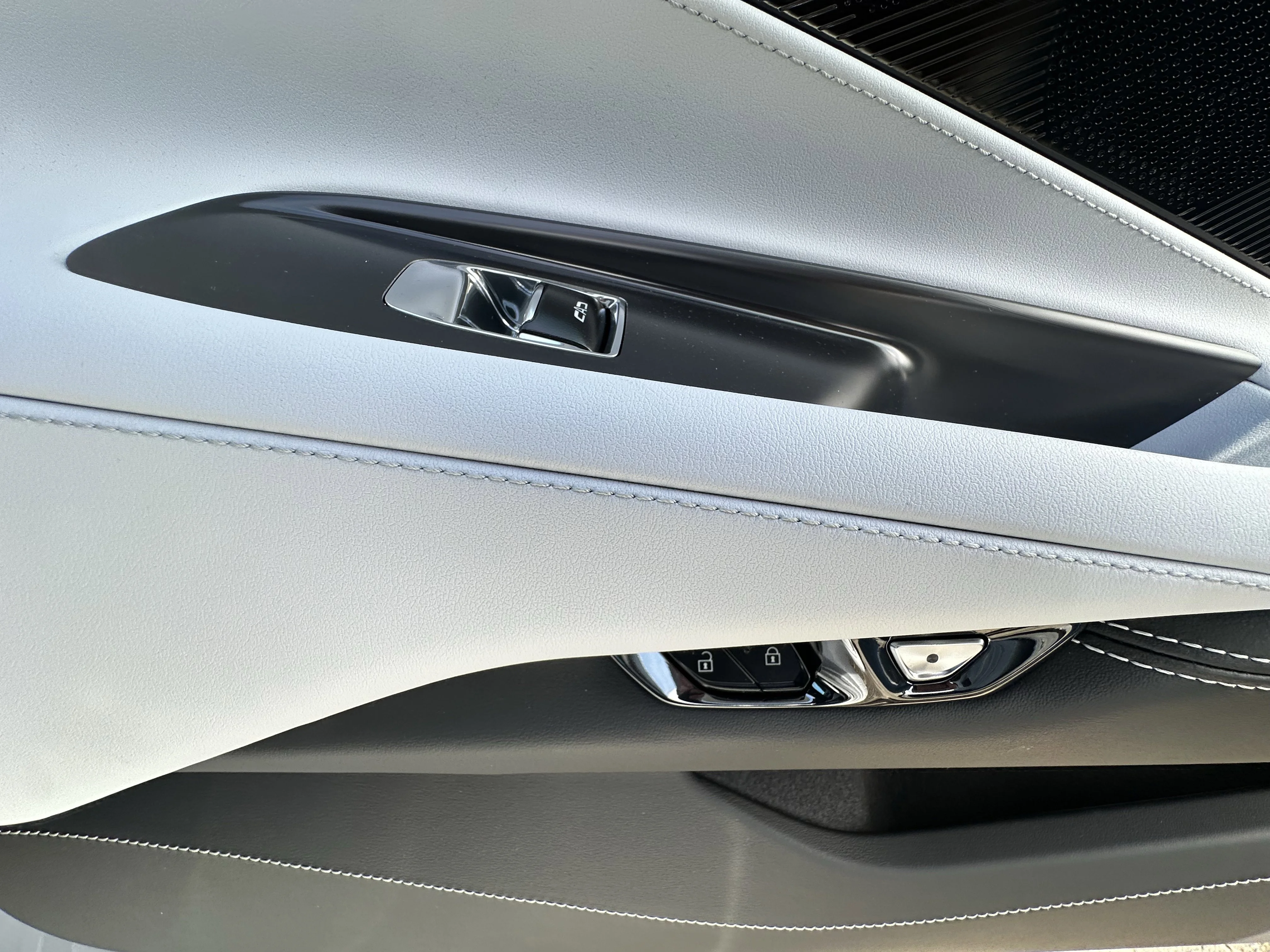 New 2026 Blade Silver Metallic Chevrolet 2LZ E-Ray image 11