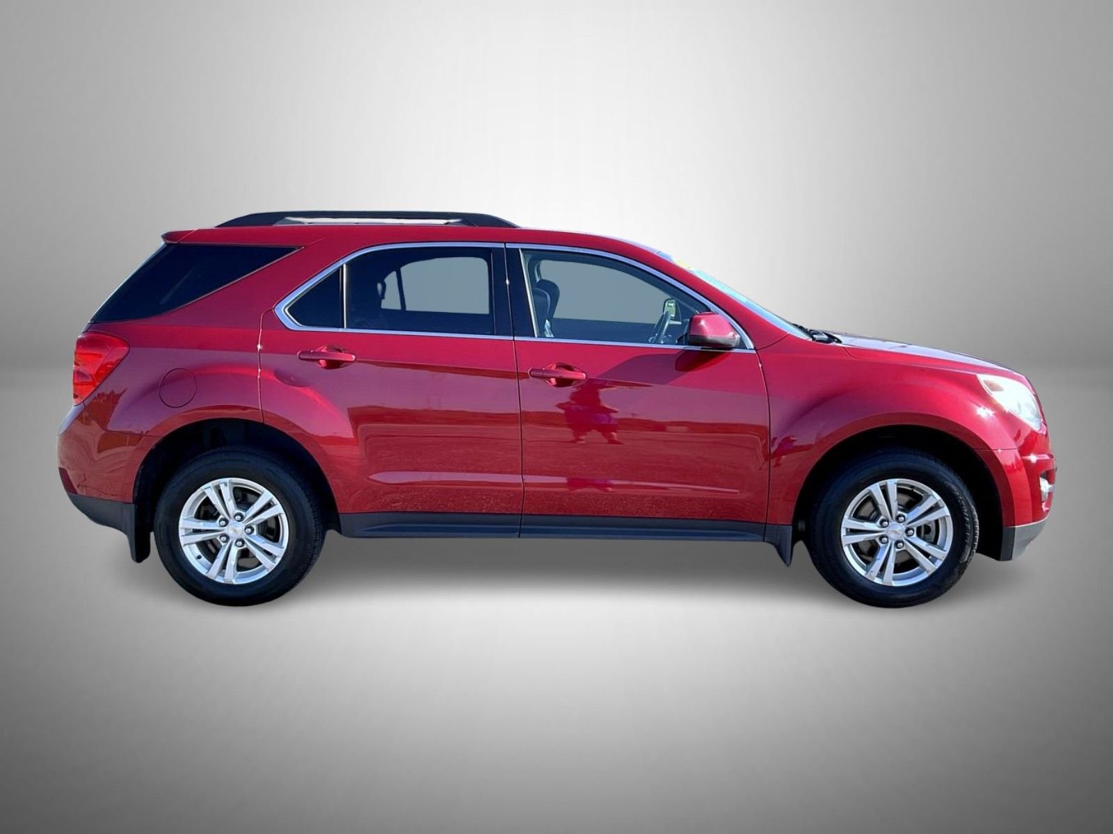 Used 2015 Red Chevrolet LT image 4