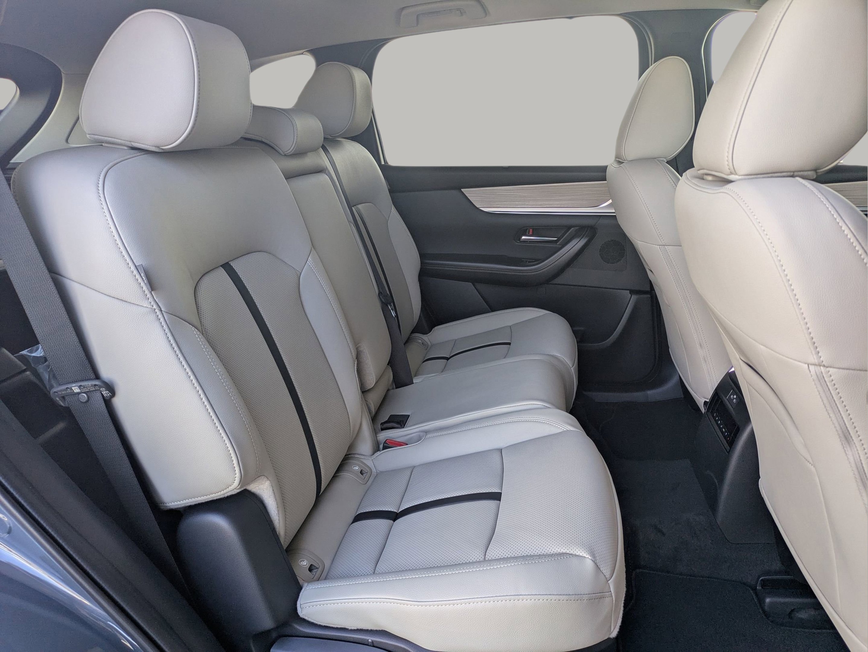 New 2025 Polymetal Gray Metallic Mazda Premium AWD image 12