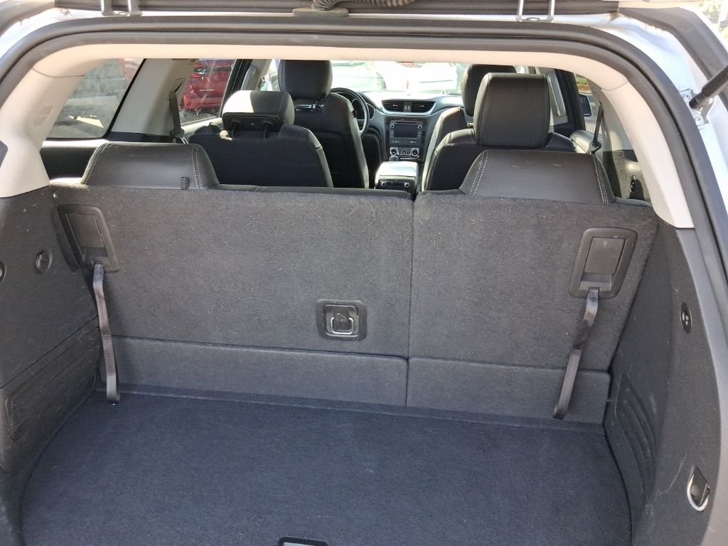 Used 2016 Silver Chevrolet 2LT image 14