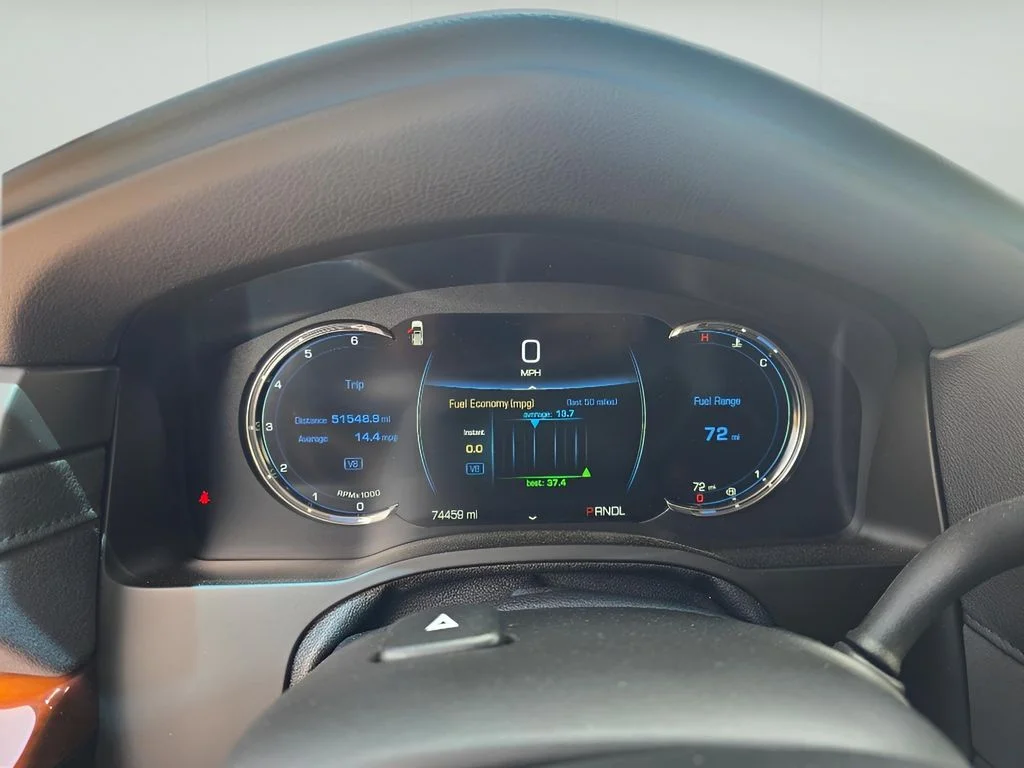 Used 2019 Radiant Silver Metallic Cadillac Luxury image 18