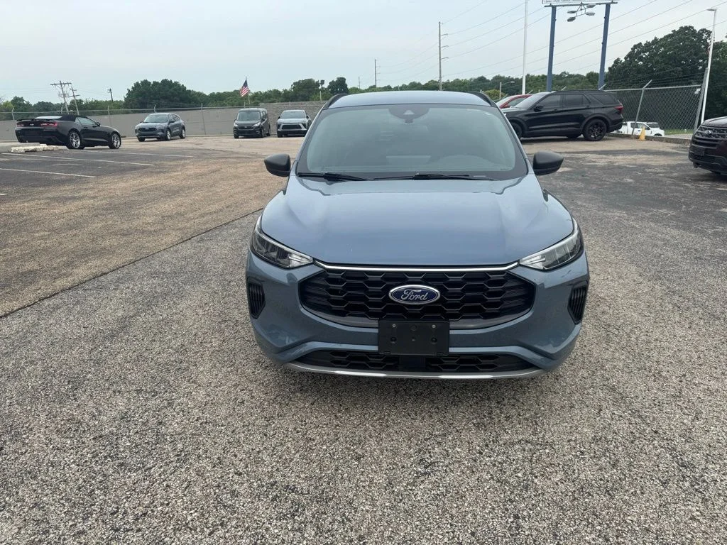 Used 2023 Vapor Blue Ford ST-Line image 2
