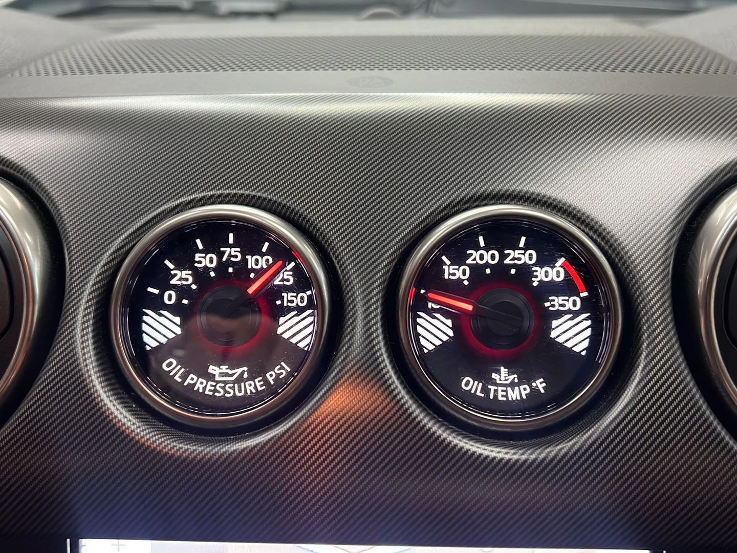 Used 2021 Oxford White Ford Shelby GT500 image 21