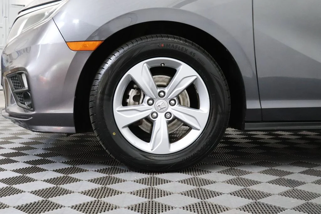 Used 2019 Gray Honda EX-L image 5