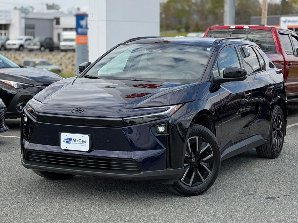 Certified Used 2026  Toyota XLE image 1