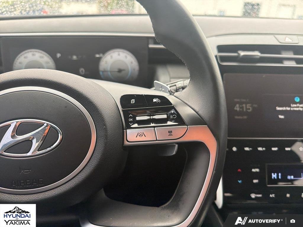 Used 2022 Phantom Black Hyundai Limited image 16