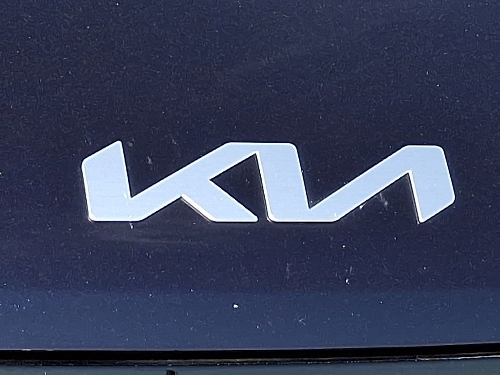 Certified Used 2025 Blue Kia LXS image 30