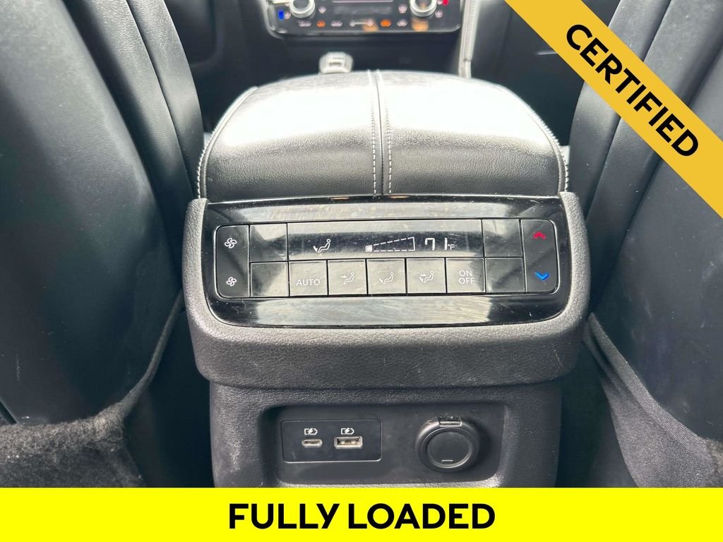 Certified Used 2023 Silver INFINITI LUXE image 10