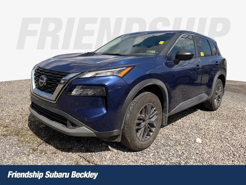 Used 2023 Blue Nissan S image 1