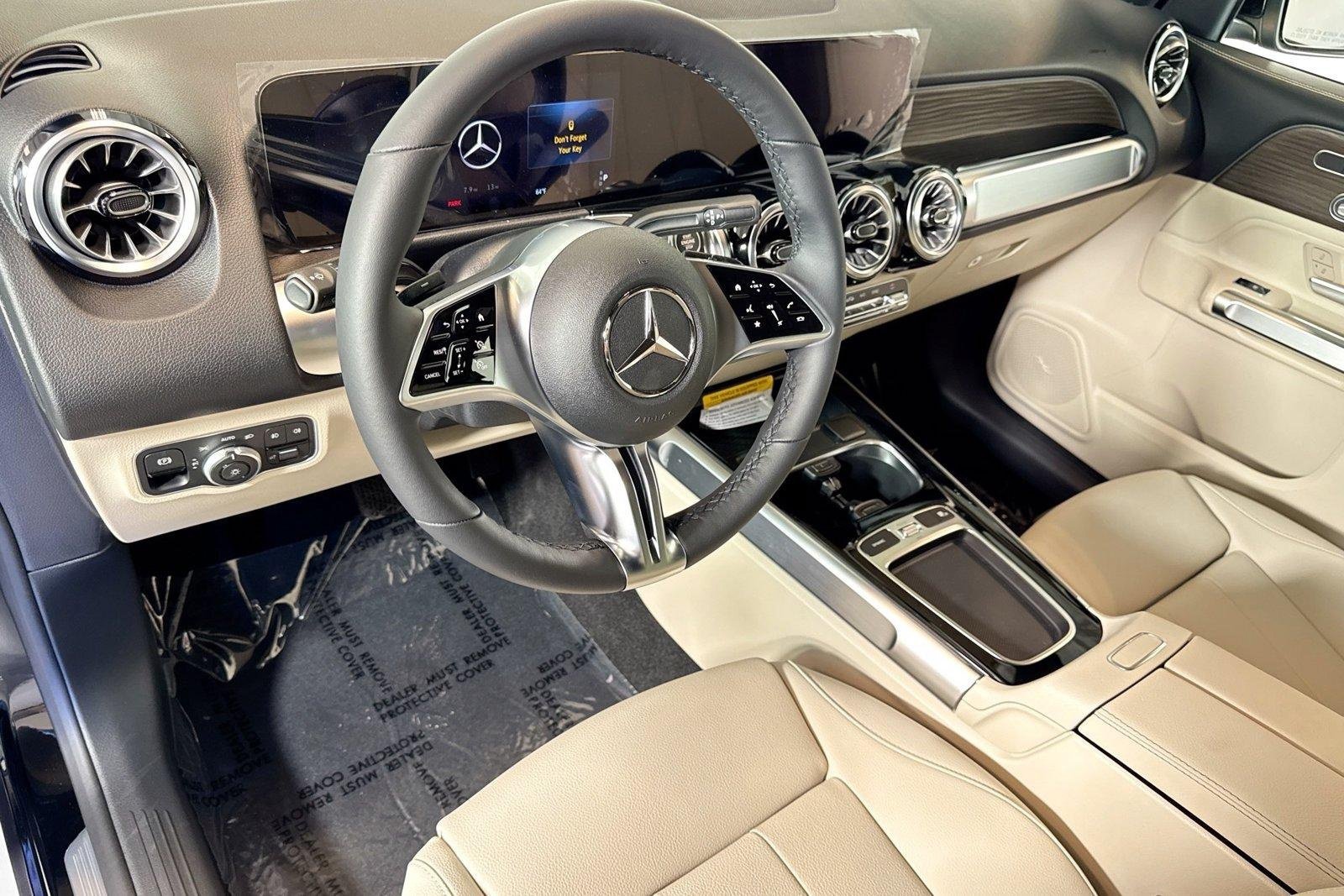 New 2026 Night Black Mercedes-Benz GLB 250 image 9