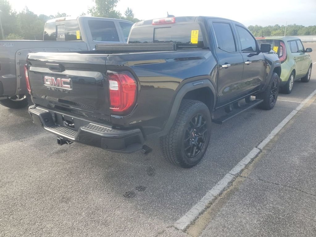 Used 2025 Onyx Black GMC Denali image 4