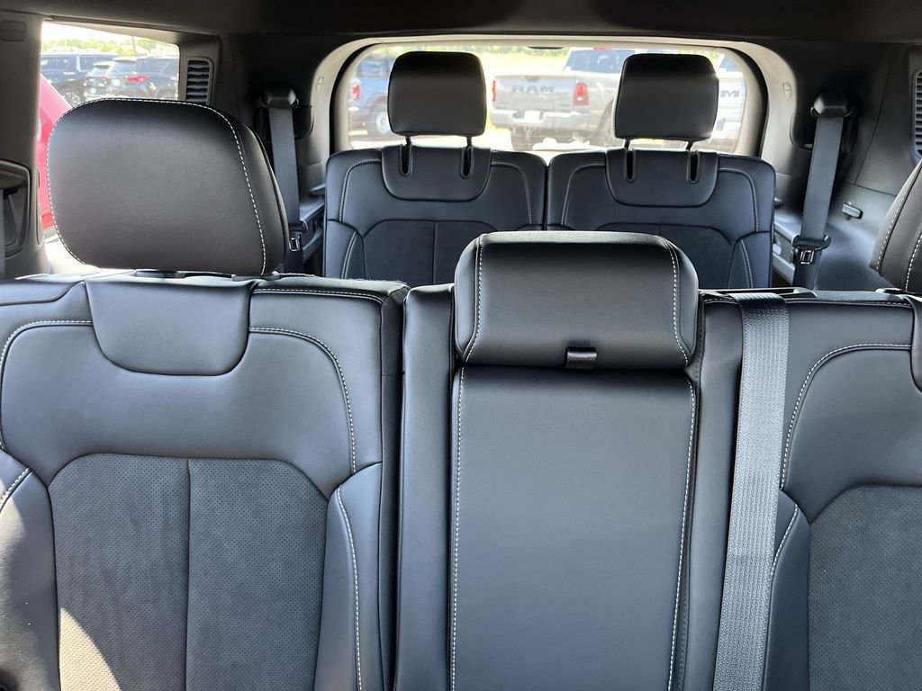 New 2026 White Jeep Altitude image 23
