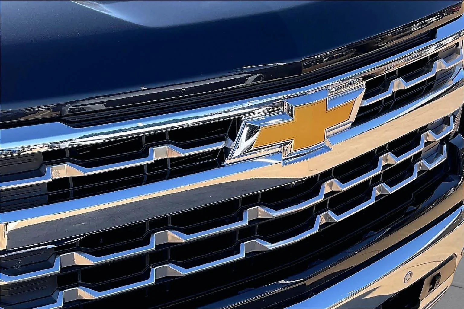 Used 2024 Dark Ash Metallic Chevrolet LTZ image 29