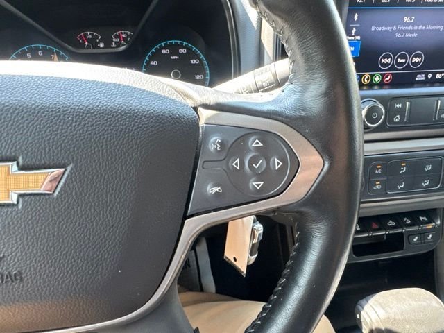 Used 2019 Gray Chevrolet Z71 image 26
