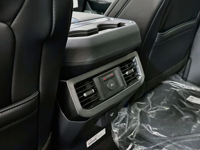 New 2026 Agate Black Metallic Ford F-350® Platinum® image 27