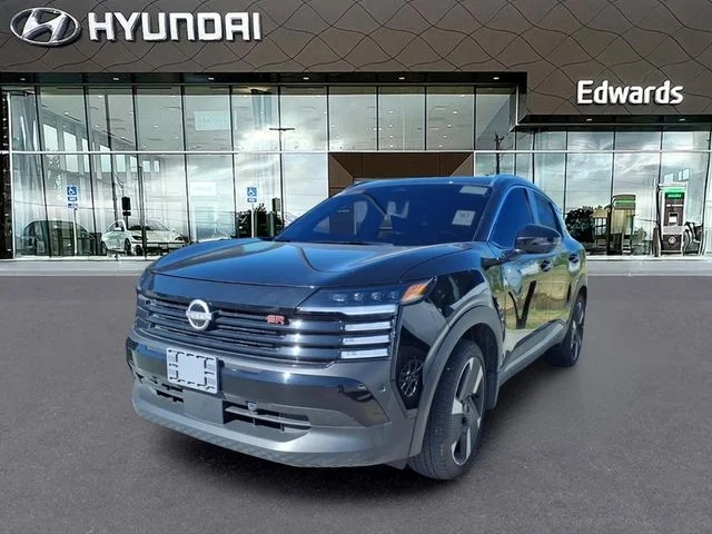 2025 Nissan Kicks 2.0 SR AWD's photo