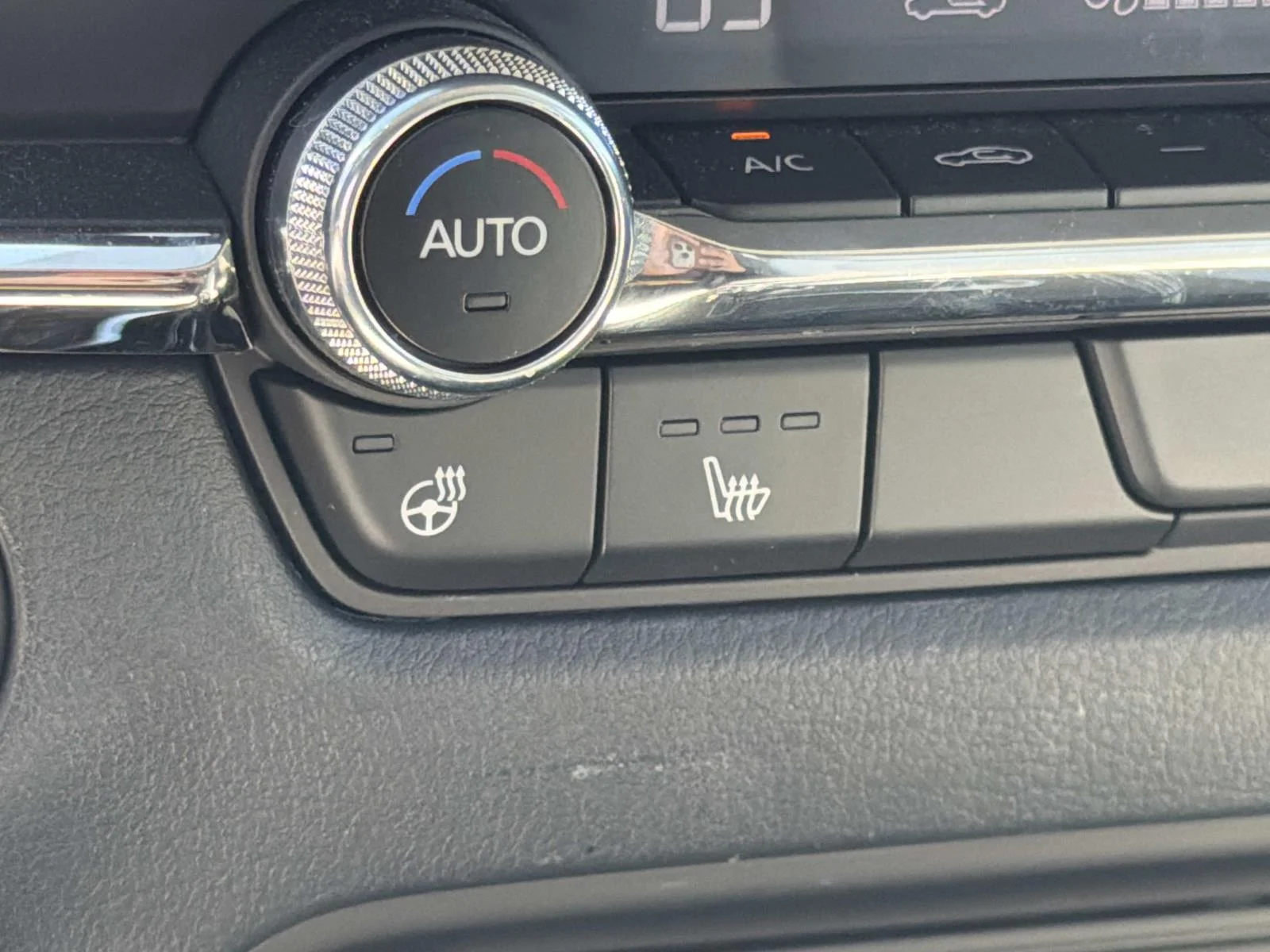 2025 Mazda CX-30 Turbo Premium - Photo 15