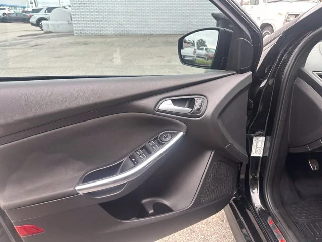 Used 2015 Tuxedo Black Ford ST image 16