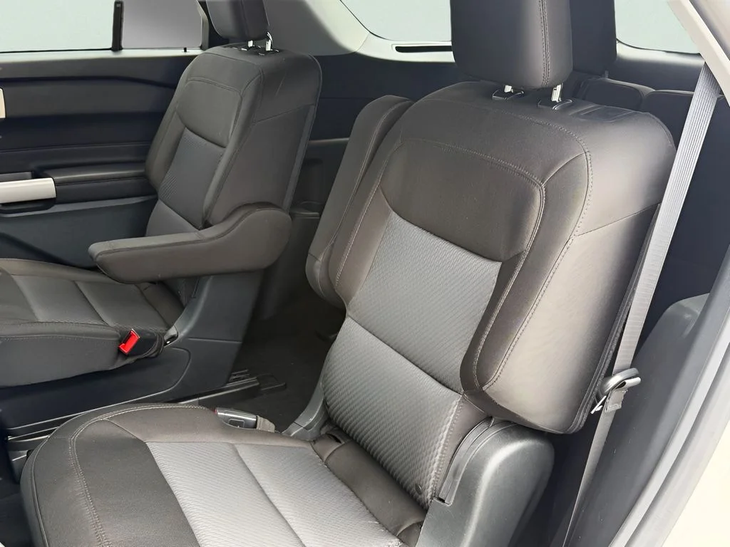Used 2023 White Ford XLT image 23