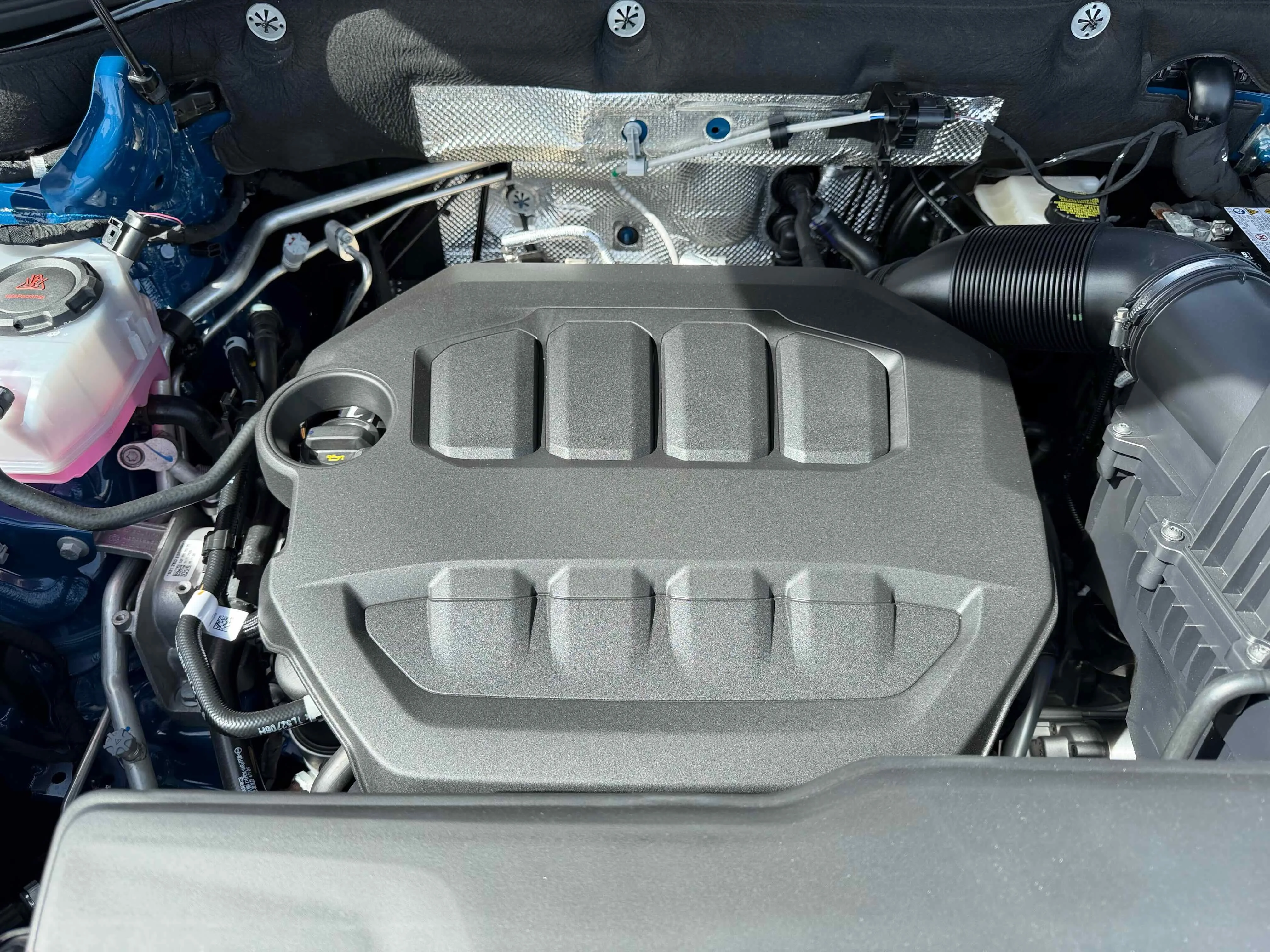 New 2026 Blue Volkswagen 2.0T SEL image 33