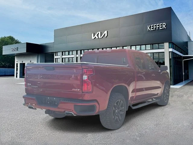 Used 2023 Red Chevrolet RST image 8