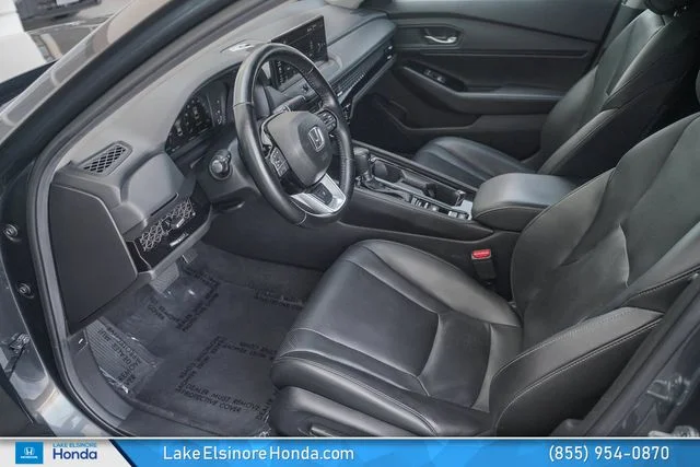 Used 2025 Meteorite Gray Metallic Honda Touring image 15