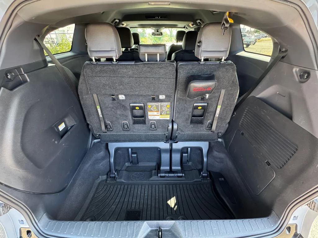 Used 2023 Cement Toyota XSE image 10