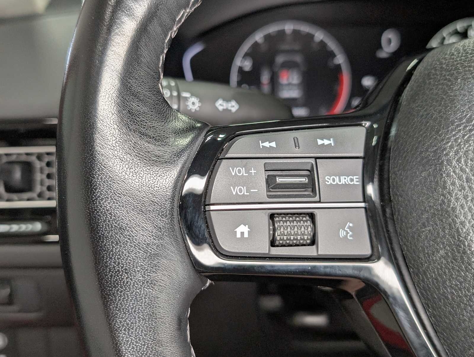 Used 2024 Rallye Red Honda EX image 34